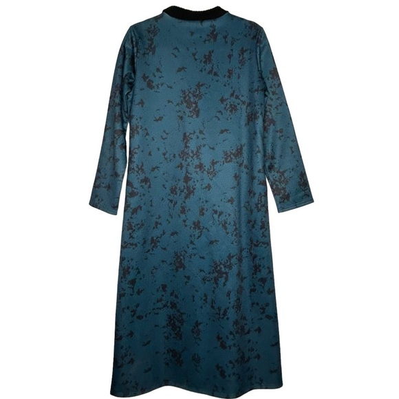 Vicky and Lucia Long Sleeve Maxi Dress - Picture 3 of 12